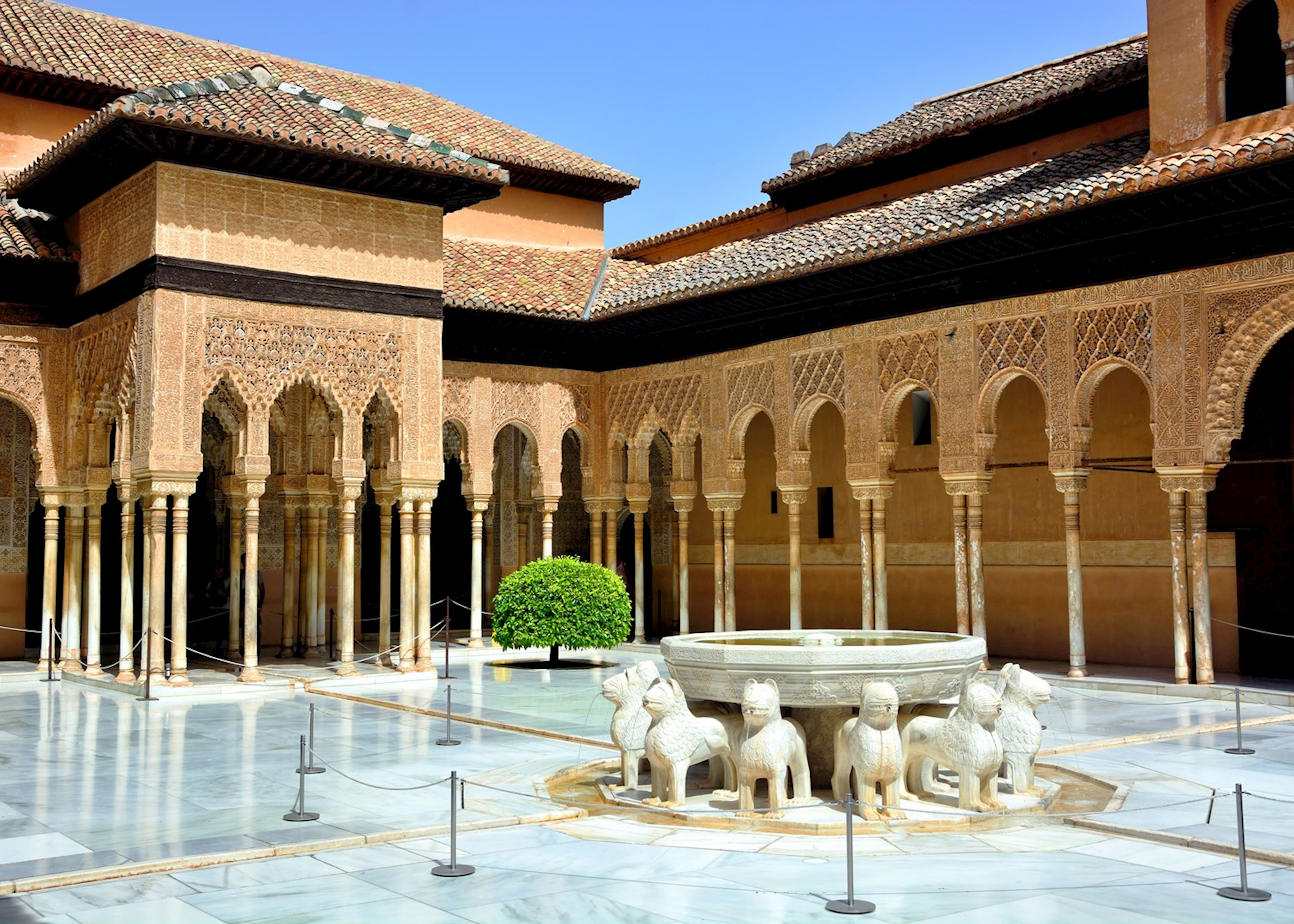 Patio de los Leones Alhambra
